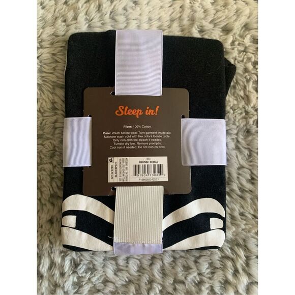 One Piece Skeleton Pajama Set - Picture 2 of 5